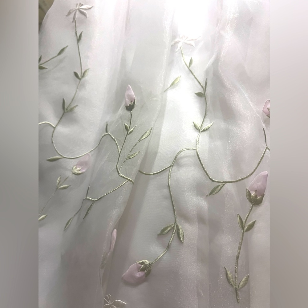 White Pink Embroidered Floral Little Girls Size 5 Tulle Dress - Picture 6 of 6